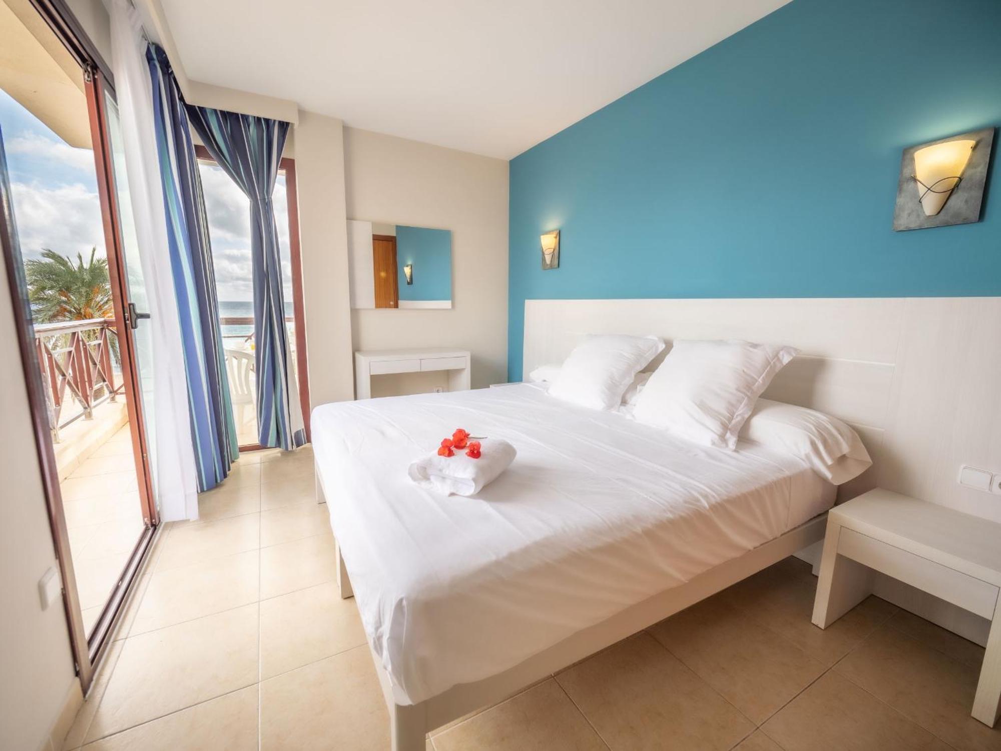 Prope Mare Apartamentos 卡拉米洛 外观 照片