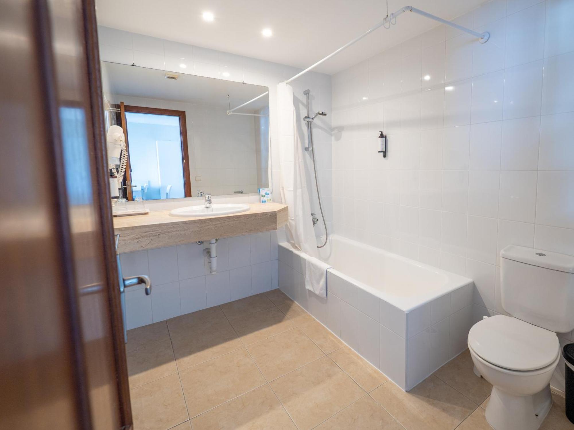 Prope Mare Apartamentos 卡拉米洛 外观 照片
