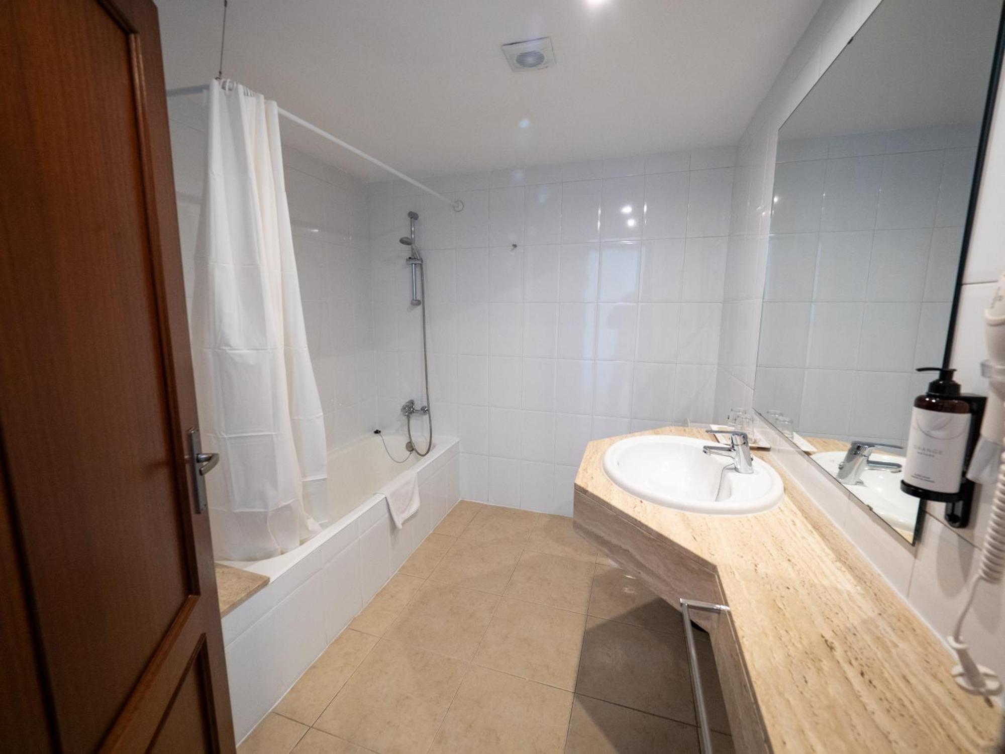 Prope Mare Apartamentos 卡拉米洛 外观 照片